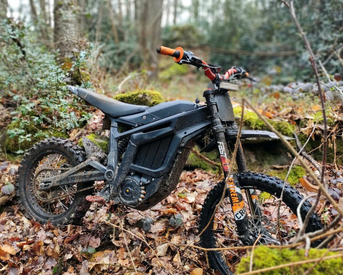 Trottinette électrique en action