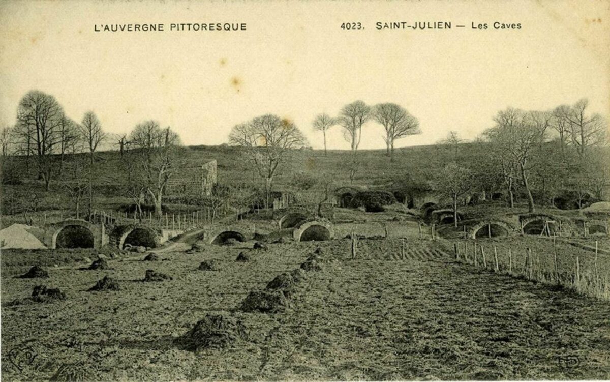 Ancienne image des caves de Saint-Julien